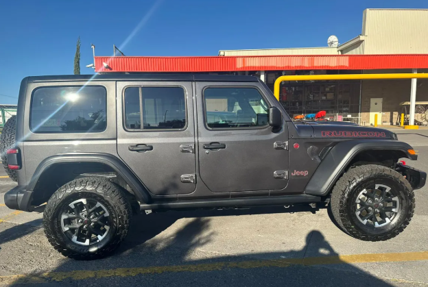 Jeep Wrangler 2024 - Imagen 6